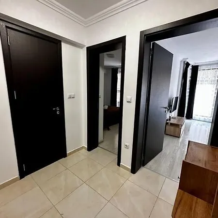 公寓 Flat At Complex Fenix-st. 圣弗拉斯