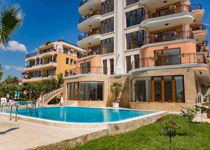 Flat At Complex Fenix-st.